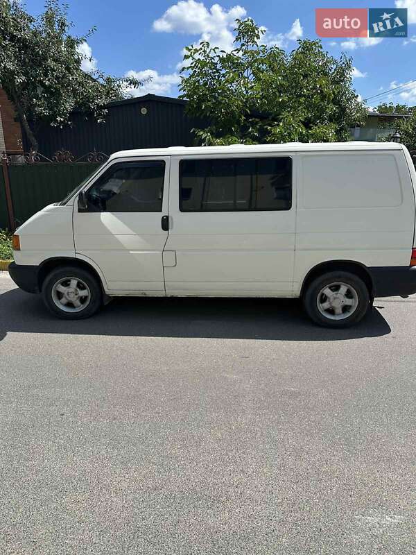 Минивэн Volkswagen Transporter 2003 в 