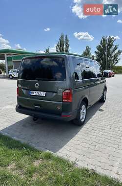 Минивэн Volkswagen Transporter 2016 в 
