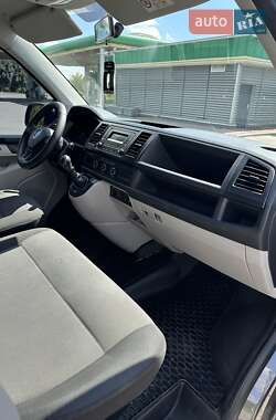 Минивэн Volkswagen Transporter 2016 в 