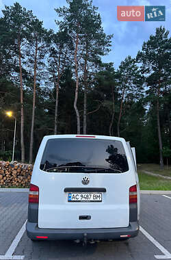 Минивэн Volkswagen Transporter 2004 в 