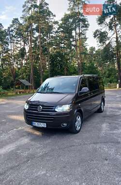 Минивэн Volkswagen Transporter 2012 в 