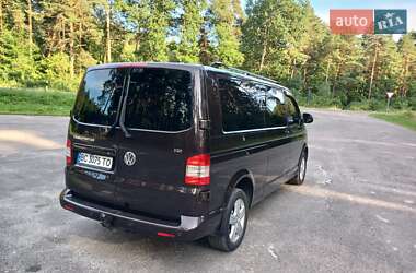 Минивэн Volkswagen Transporter 2012 в 