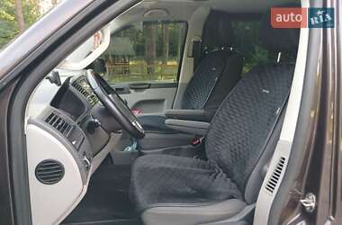 Минивэн Volkswagen Transporter 2012 в 
