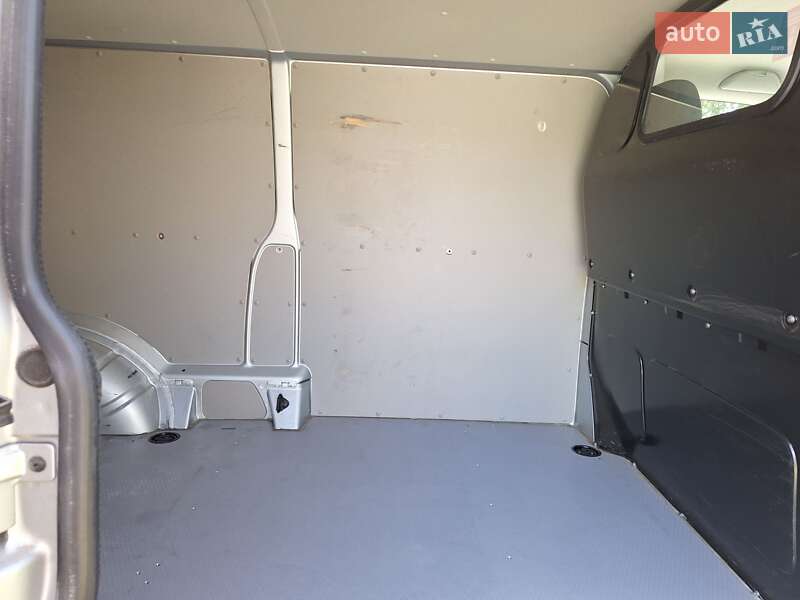 Грузовой фургон Volkswagen Transporter 2018 в Бердичеве фото 51 Грузовой фургон Volkswagen Transporter 2018 в Бердичеве