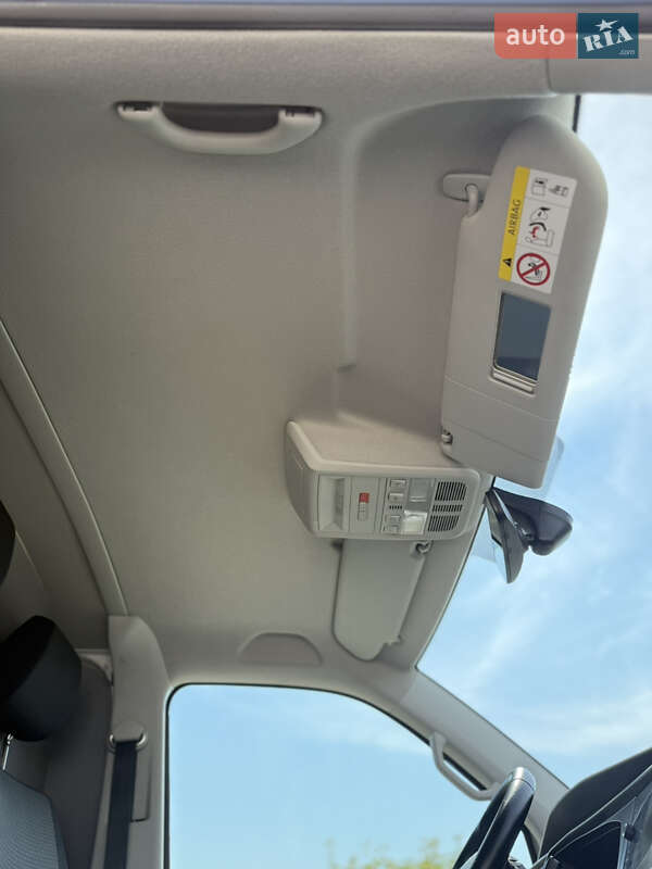 Грузовой фургон Volkswagen Transporter 2021 в Киеве