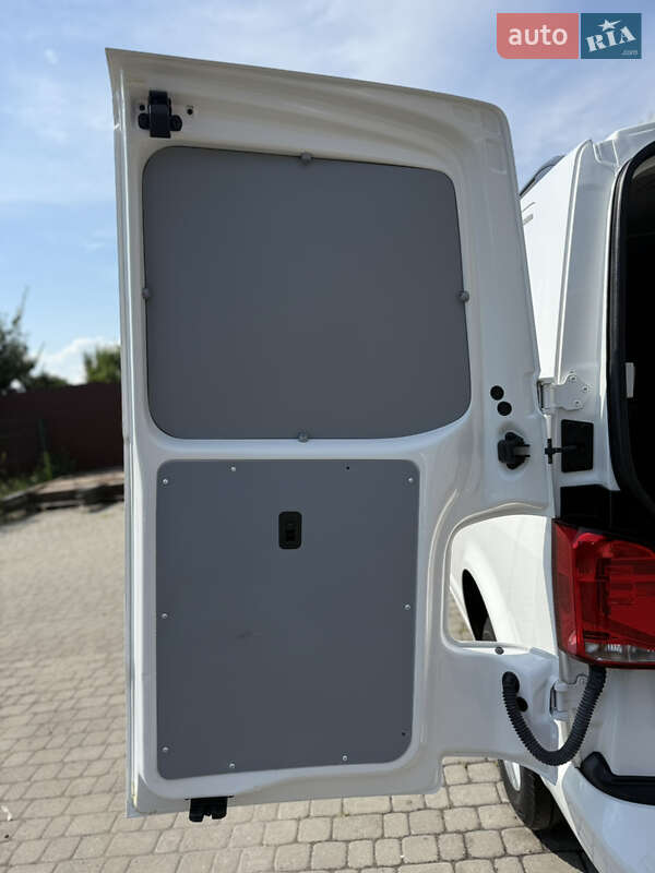 Грузовой фургон Volkswagen Transporter 2021 в Киеве