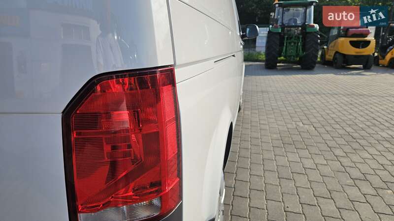 Грузовой фургон Volkswagen Transporter 2021 в Радомышле