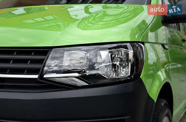 Минивэн Volkswagen Transporter 2015 в 
