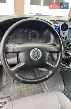 Минивэн Volkswagen Transporter 2005 в 
