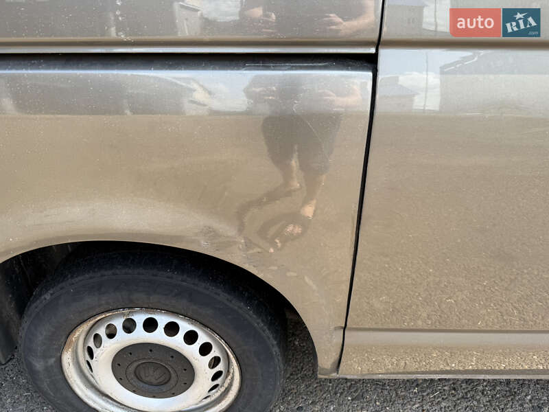 Минивэн Volkswagen Transporter 2009 в Черновцах