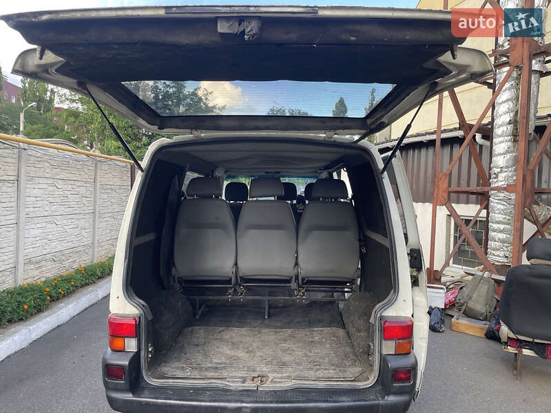 Мінівен Volkswagen Transporter 2001 в Дергачах