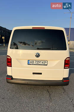 Минивэн Volkswagen Transporter 2016 в 