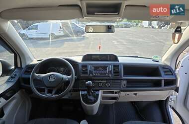 Минивэн Volkswagen Transporter 2016 в 