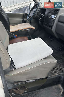 Грузовой фургон Volkswagen Transporter 1995 в 