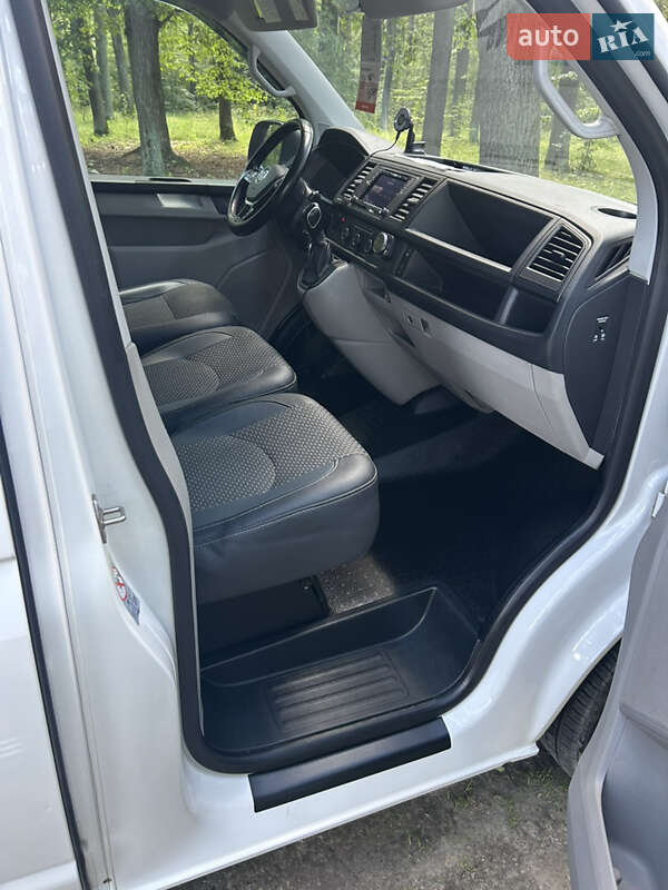 Мінівен Volkswagen Transporter 2018 в Житомирі