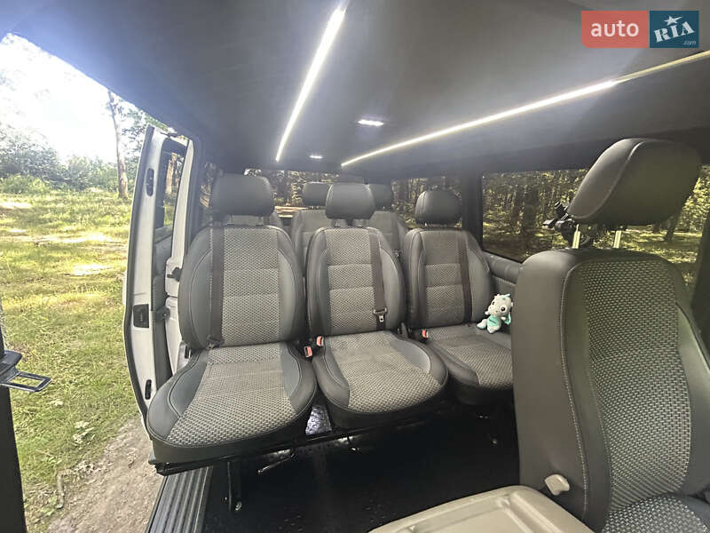 Мінівен Volkswagen Transporter 2018 в Житомирі