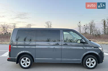 Минивэн Volkswagen Transporter 2020 в 