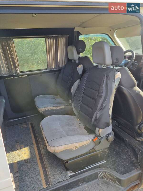 Минивэн Volkswagen Transporter 2001 в Киеве