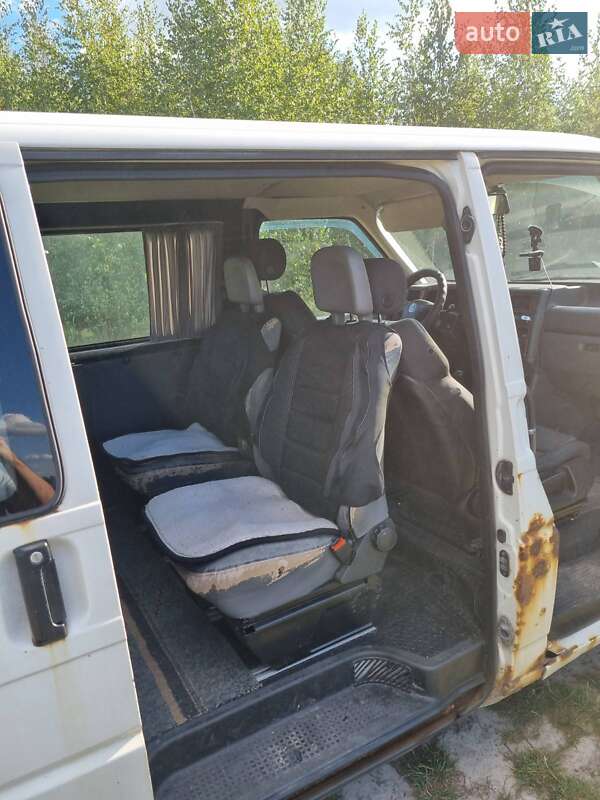 Минивэн Volkswagen Transporter 2001 в Киеве