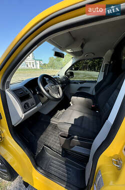 Грузовой фургон Volkswagen Transporter 2011 в 
