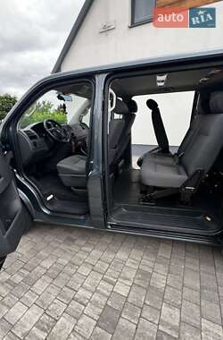 Минивэн Volkswagen Transporter 2006 в 