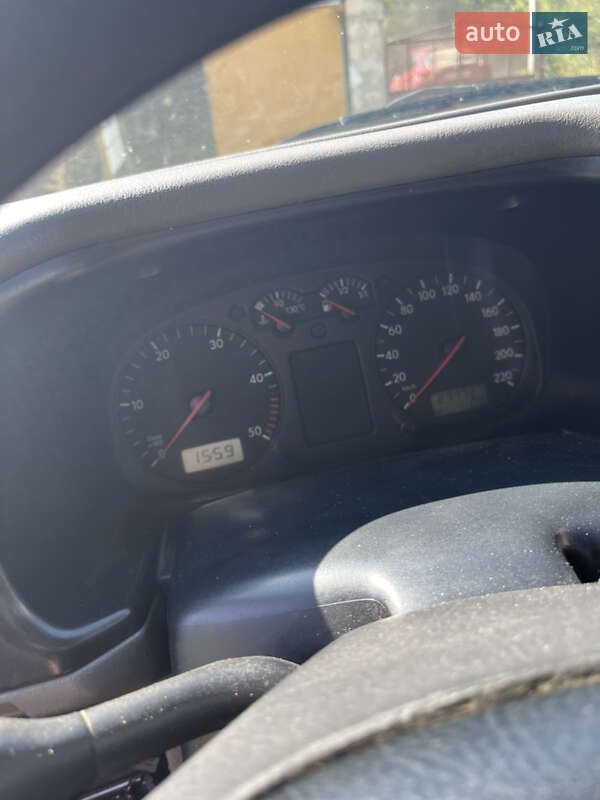 Минивэн Volkswagen Transporter 2000 в Новоднестровске