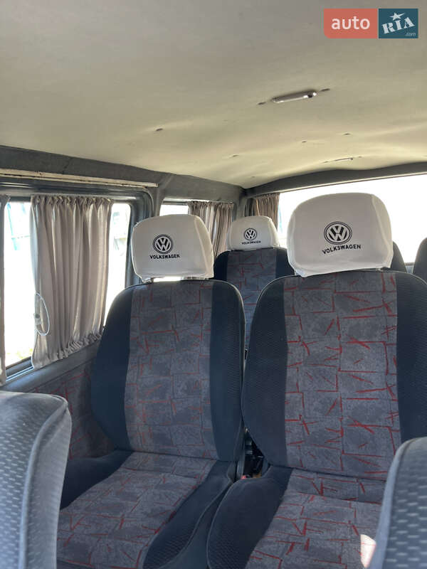 Минивэн Volkswagen Transporter 2000 в Новоднестровске