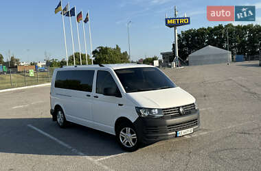 Минивэн Volkswagen Transporter 2015 в 