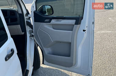 Минивэн Volkswagen Transporter 2015 в 