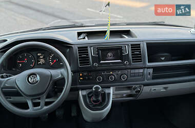 Минивэн Volkswagen Transporter 2015 в 