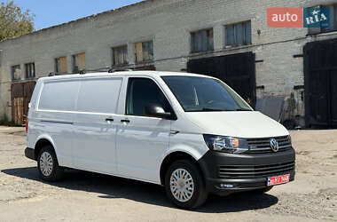 Грузовой фургон Volkswagen Transporter 2016 в Ровно