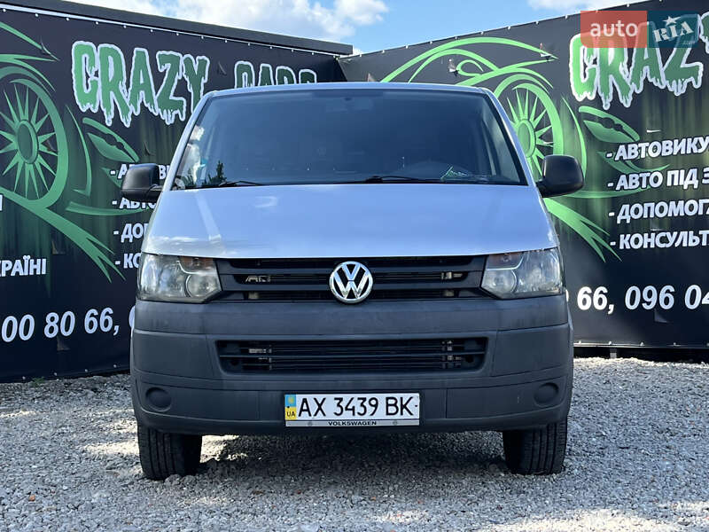 Мінівен Volkswagen Transporter 2010 в Харкові