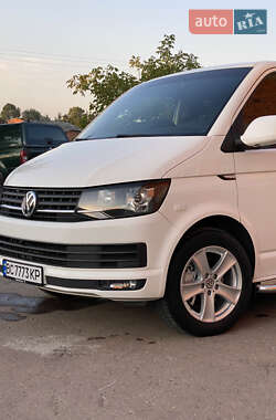 Минивэн Volkswagen Transporter 2016 в 
