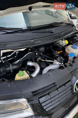 Минивэн Volkswagen Transporter 2004 в 