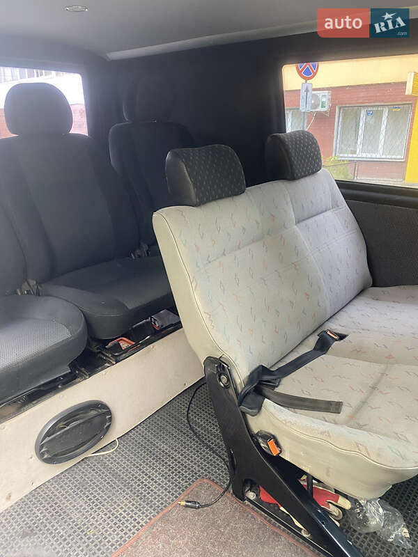 Минивэн Volkswagen Transporter 2000 в Хмельницком