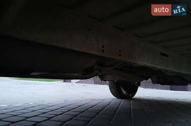 Грузопассажирский фургон Volkswagen Transporter 1986 в 