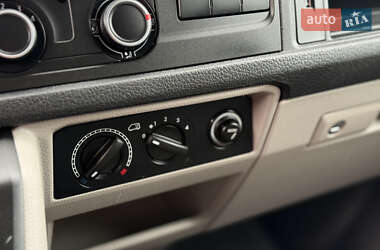 Грузовой фургон Volkswagen Transporter 2016 в 