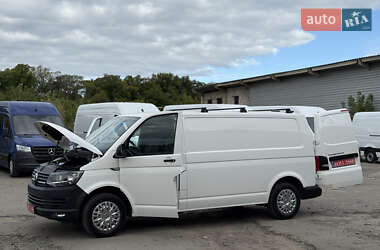 Грузовой фургон Volkswagen Transporter 2016 в 