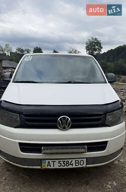 Грузопассажирский фургон Volkswagen Transporter 2011 в Верховине