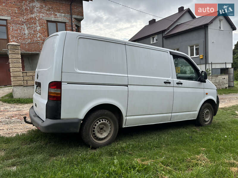 Грузовой фургон Volkswagen Transporter 2007 в Дублянах