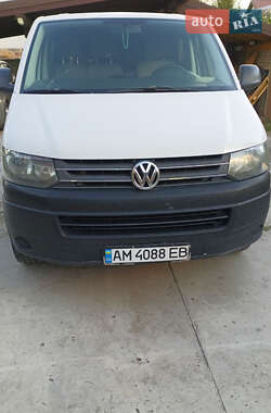 Вантажний фургон Volkswagen Transporter 2013 в Житомирі