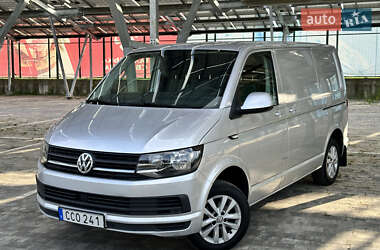 Вантажний фургон Volkswagen Transporter 2018 в Львові