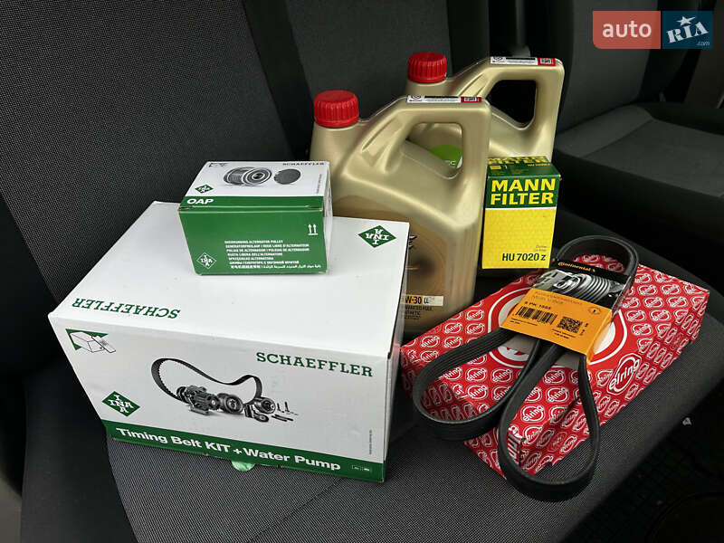 Вантажний фургон Volkswagen Transporter 2018 в Львові