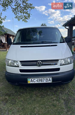 Мінівен Volkswagen Transporter 2002 в Турійську