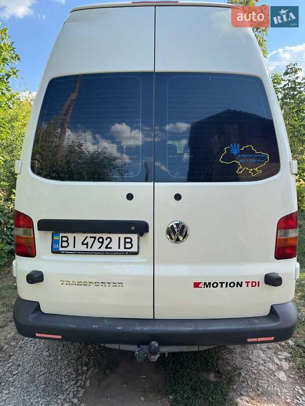 Мінівен Volkswagen Transporter 2007 в Нових Санжарах