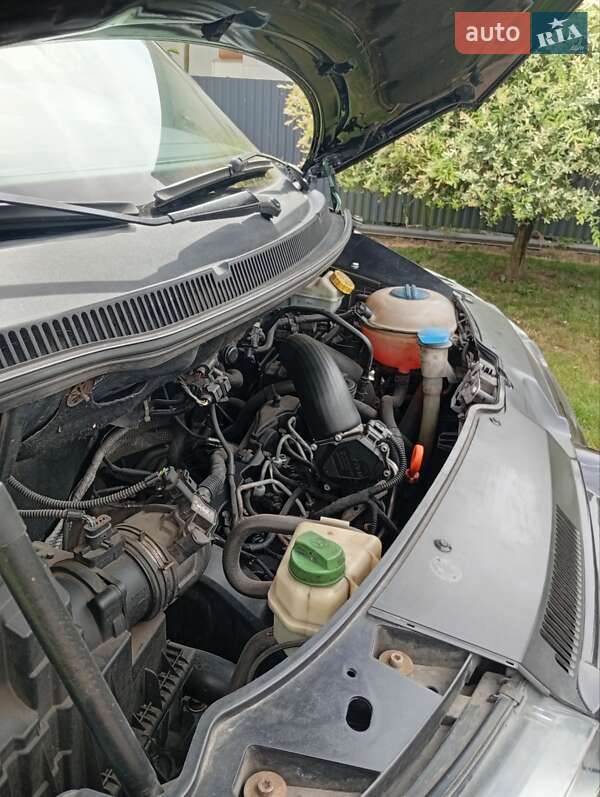 Минивэн Volkswagen Transporter 2010 в Луцке
