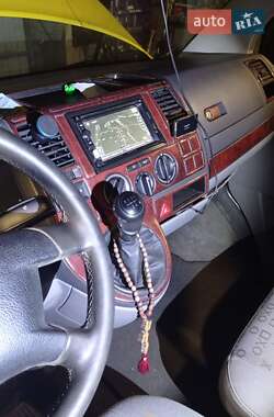 Микроавтобус Volkswagen Transporter 2005 в 
