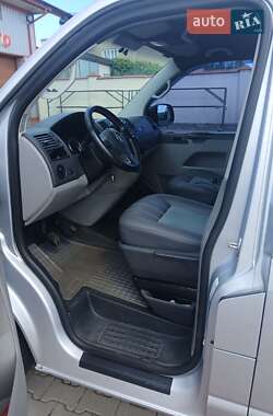 Грузовой фургон Volkswagen Transporter 2013 в 