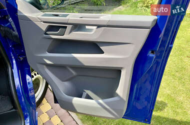 Грузовой фургон Volkswagen Transporter 2021 в 