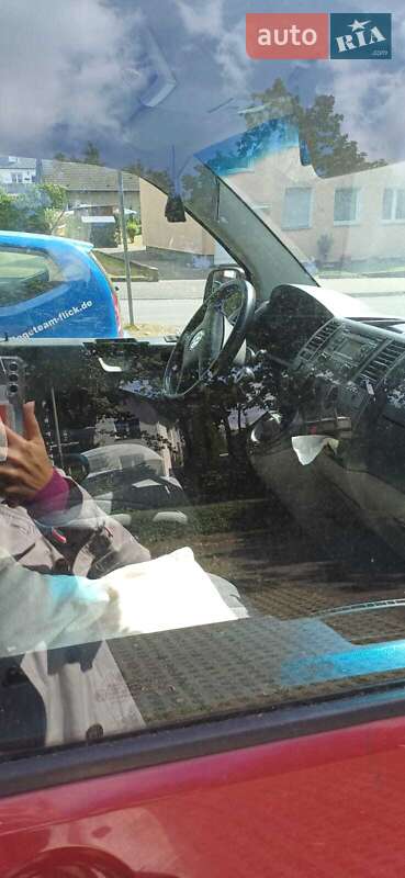 Минивэн Volkswagen Transporter 2005 в Ковеле